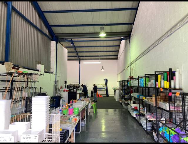 264M² WAREHOUSE RENTED IN DIEP RIVER